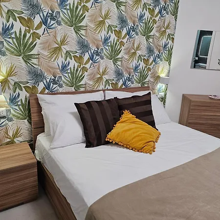 Erminia 4* Νάπολη